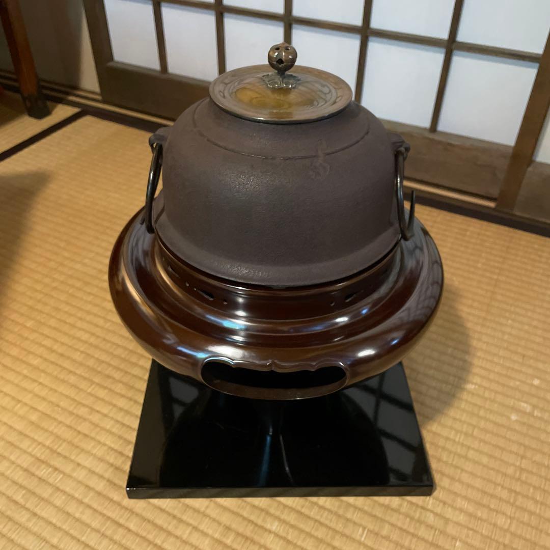 茶道具 唐銅『朝鮮風炉』釜師【畠 春斎】鋳師【金森 紹栄】 風炉釜