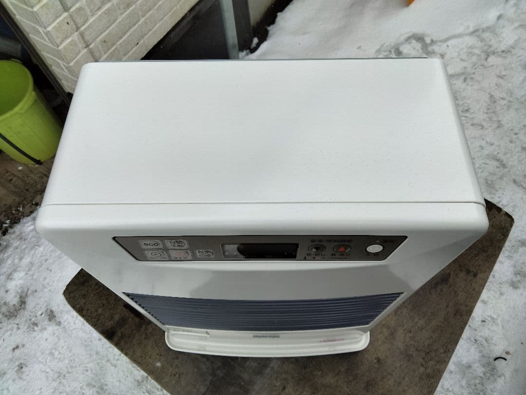 札幌発サンポットFF温風石油ストーブ！品番「FF‐4210TL」2017年式中古