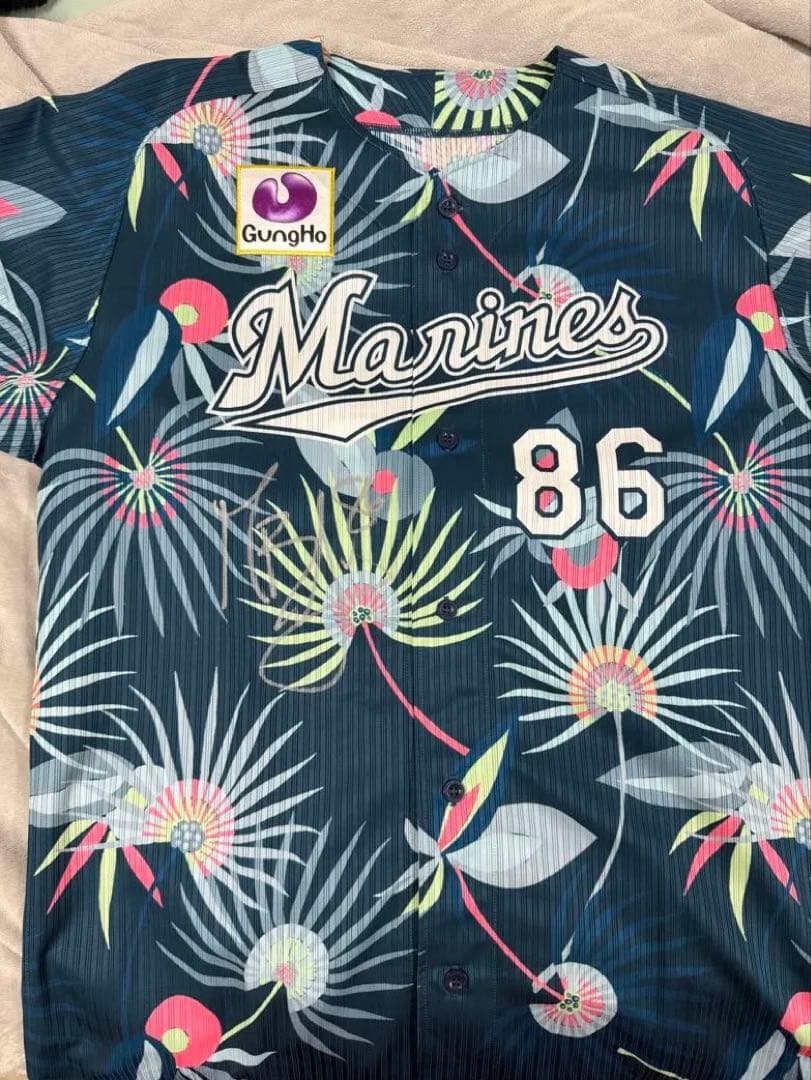 千葉ロッテマリーンズ　2018年ボルシンガー　実使用サイン入りサマーユニフォーム 千葉ロッテマリーンズ 2018年ボルシンガー 実使用サイン入りサマー