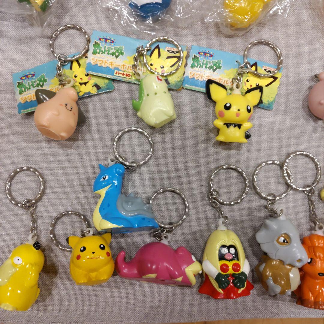 ポケモン キーホルダー レトロ Pokémon - メルカリ