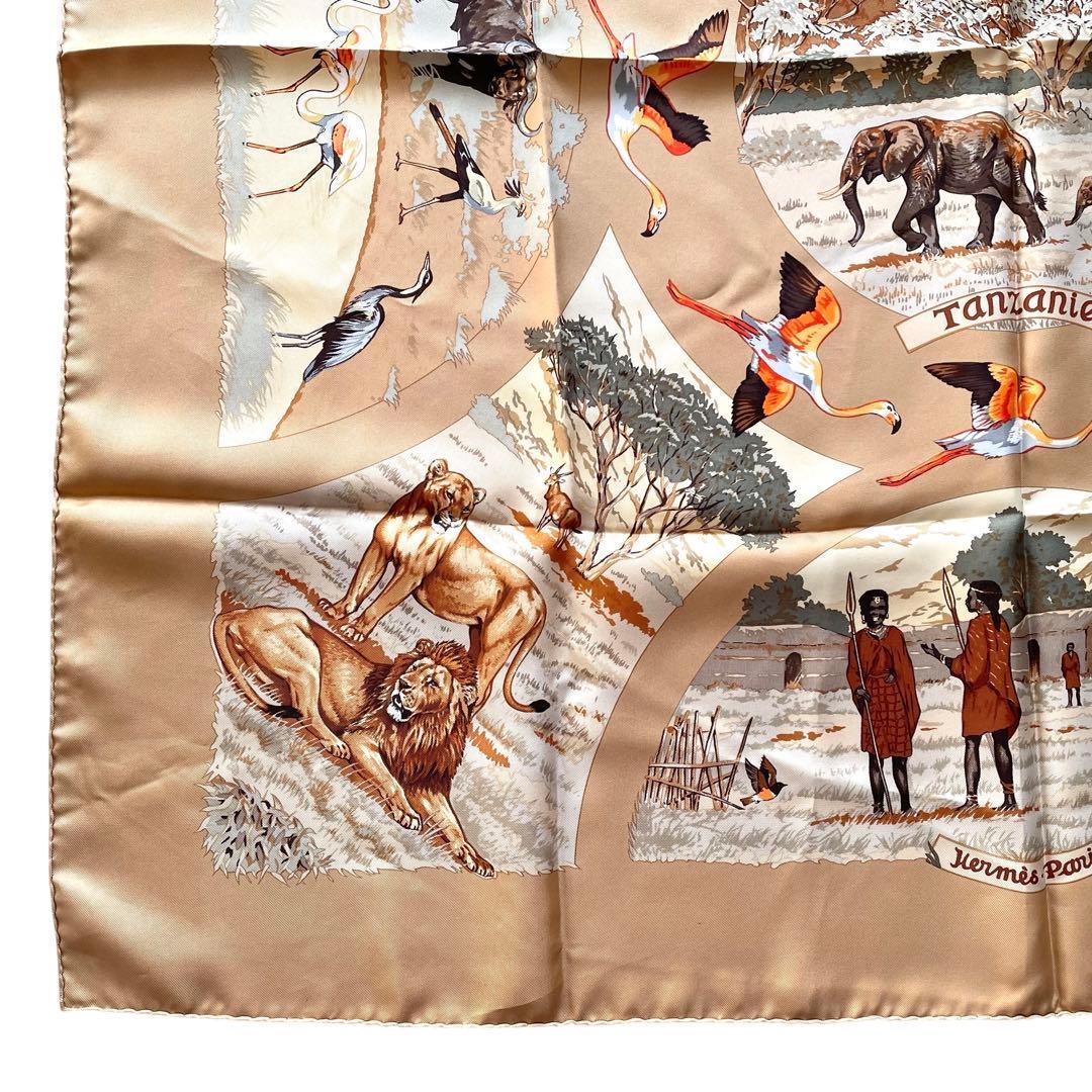 《未使用級》エルメス カレ90スカーフ 大判 タンザニア アニマル柄 ベージュ