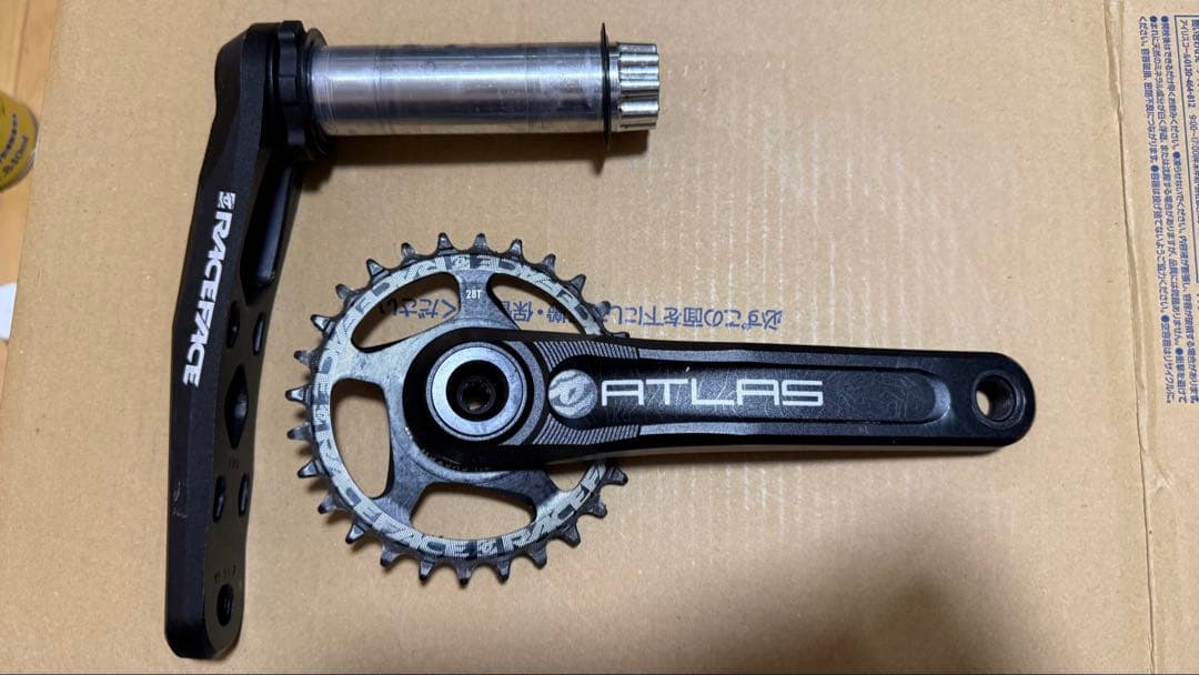 RACEFACE クランク ATLAS チェーンリング付き - メルカリ