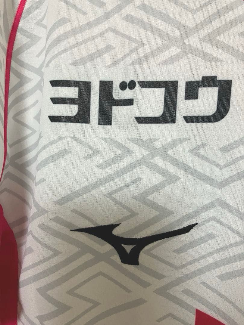 ♦︎新品♦︎8香川真司XLサイズセレッソ大阪ユニフォーム - メルカリ