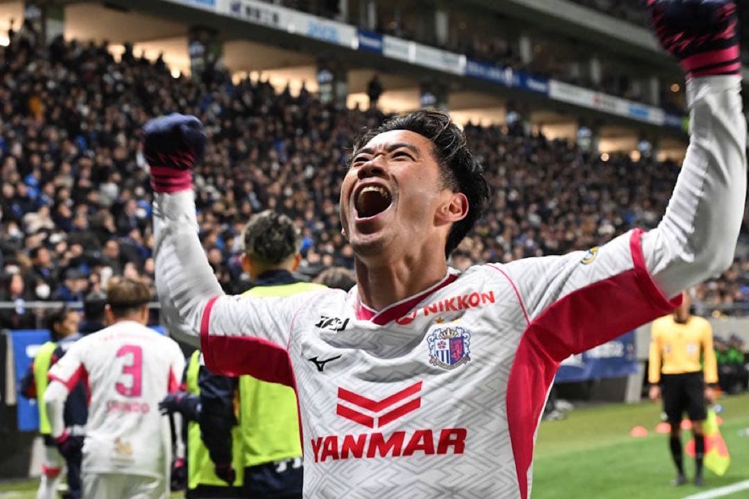 ♦︎新品♦︎8香川真司XLサイズセレッソ大阪ユニフォーム - メルカリ