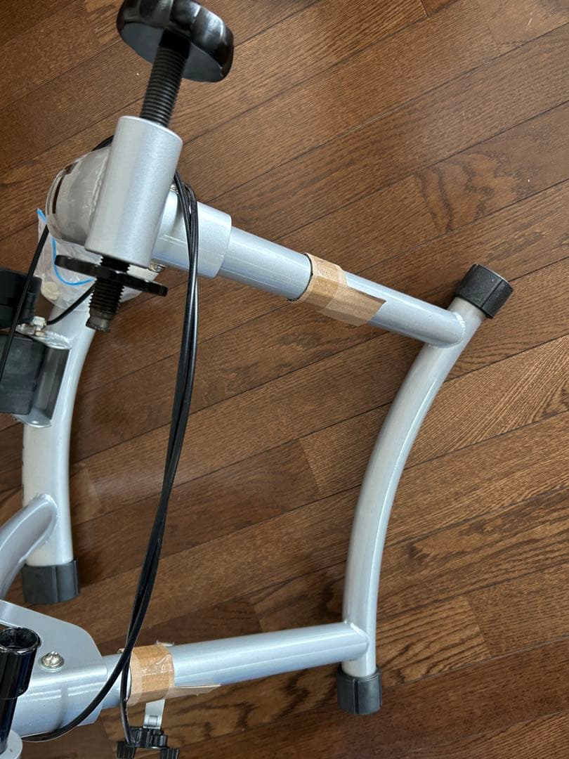 GIANT CYCLOTRON MAG2 トレーナー ローラー台 室内2時間使用 - メルカリ