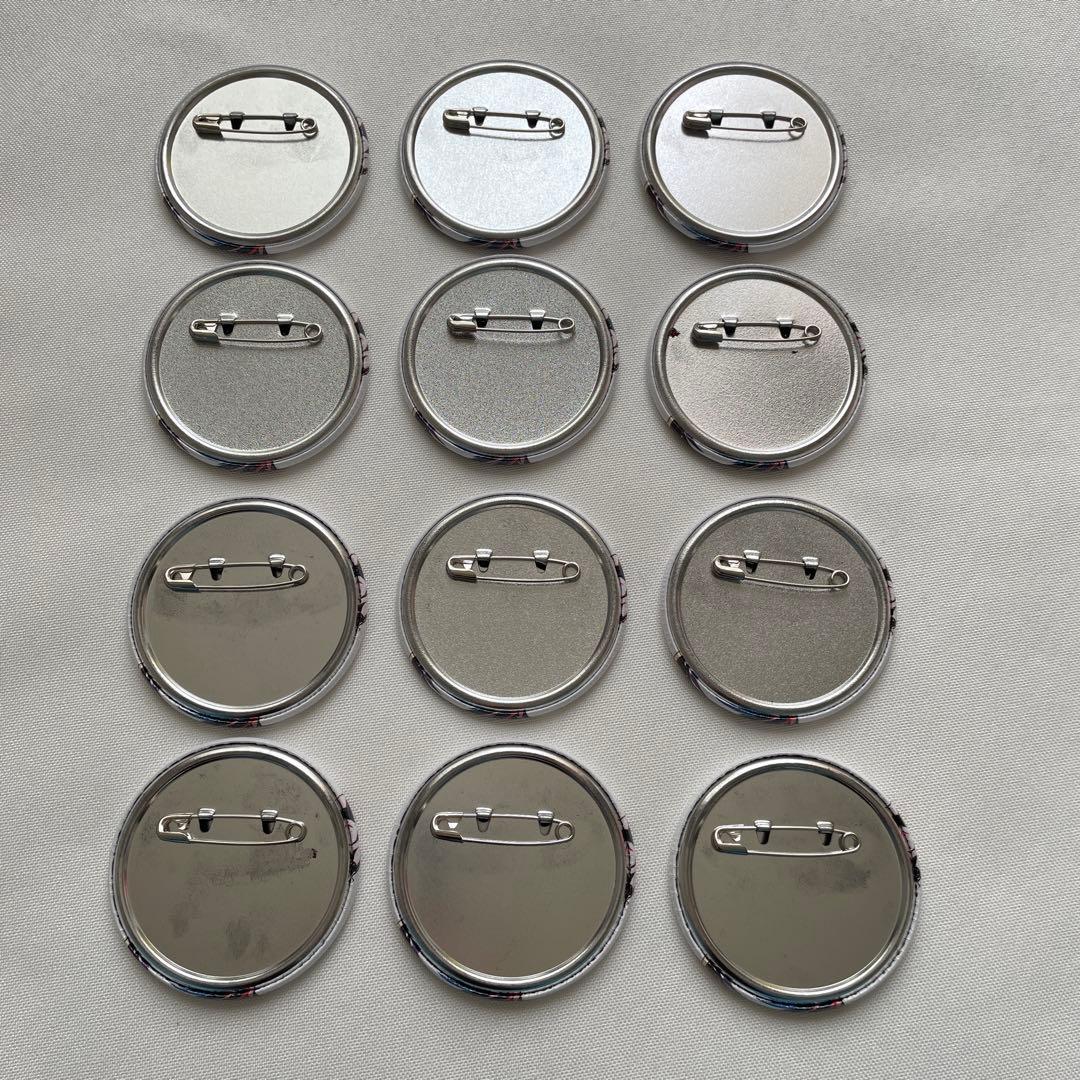 ペルソナ5 クイーン　新島真　缶バッジ　Ani-Art