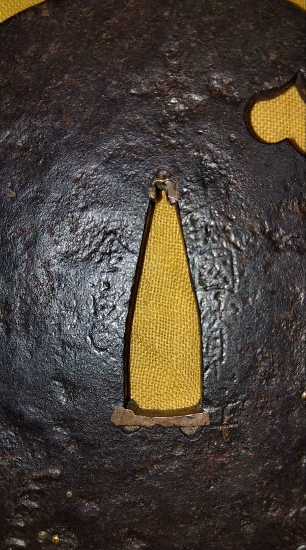 鉄地大鍔 鐔 (山城国伏見住金家 波濤に猪目図) 江戸時代 後代金家 無櫃