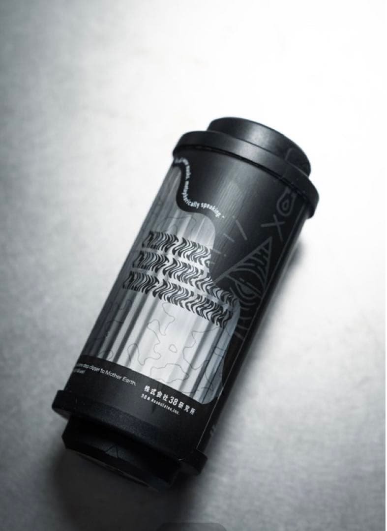 早い者勝ち！38Explorerとholinutsコラボキャンプ ランタン A