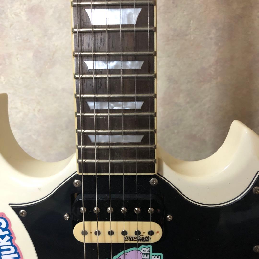 Blitz by Aria Pro Ⅱ SGステッカー付きホワイトエレキギター - メルカリ