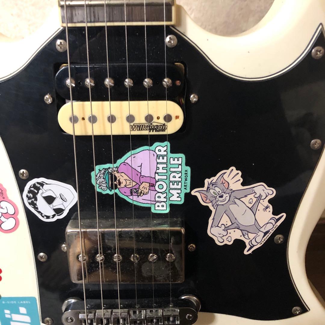 Blitz by Aria Pro Ⅱ SGステッカー付きホワイトエレキギター - メルカリ