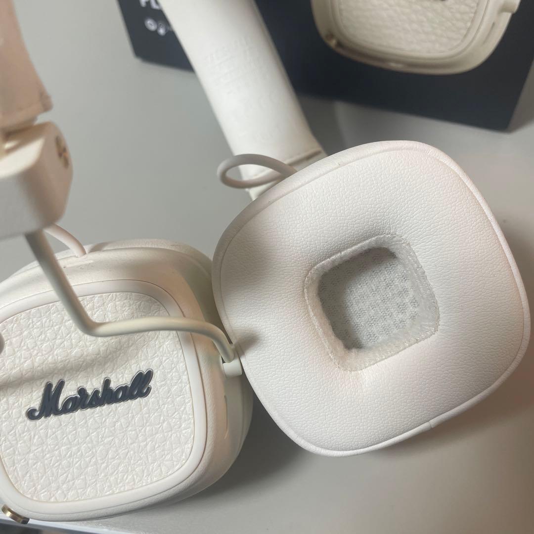 Marshall ワイヤレスヘッドフォン ホワイト MAJOR Ⅴ - メルカリ