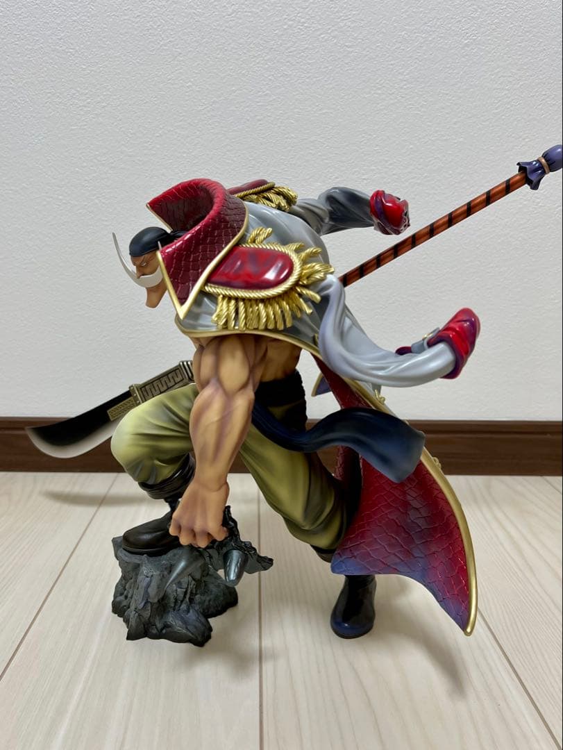 pop maximum 白ひげ ワンピース フィギュア エドワード ニューゲート