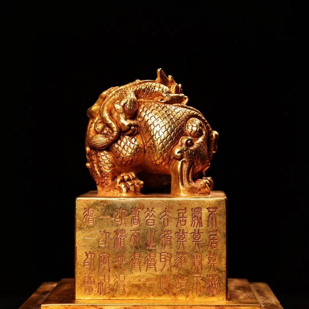 中国古美術・旧蔵鏨刻鎏金錾花の親子印鑑・純銅赤銅製・高浮彫・置物