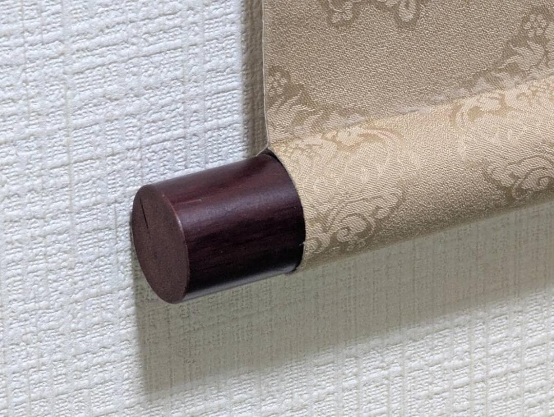 真作】掛軸 長尾梅友 四神相応山水図 茅葺屋根と清流の詩情 共箱入