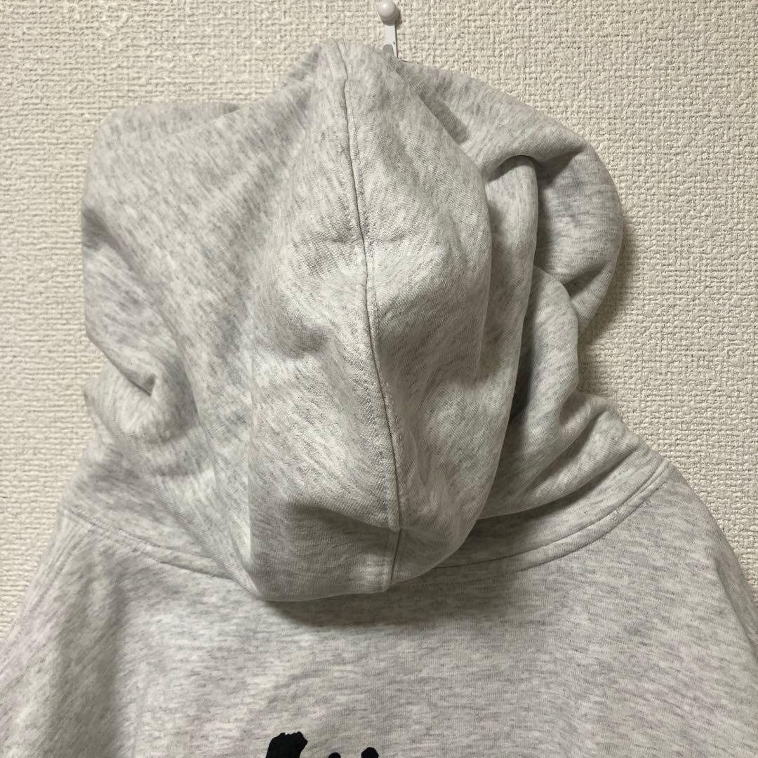 美品 ステューシー Stussy グレー パーカー 折れ王冠ロゴ - メルカリ