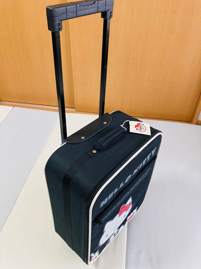 HELLO KITTY キャリーケース サンリオ Sanrioくじ景品 50周年