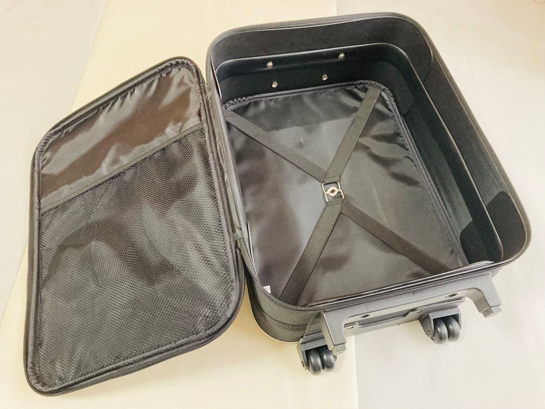 HELLO KITTY キャリーケース サンリオ Sanrioくじ景品 50周年