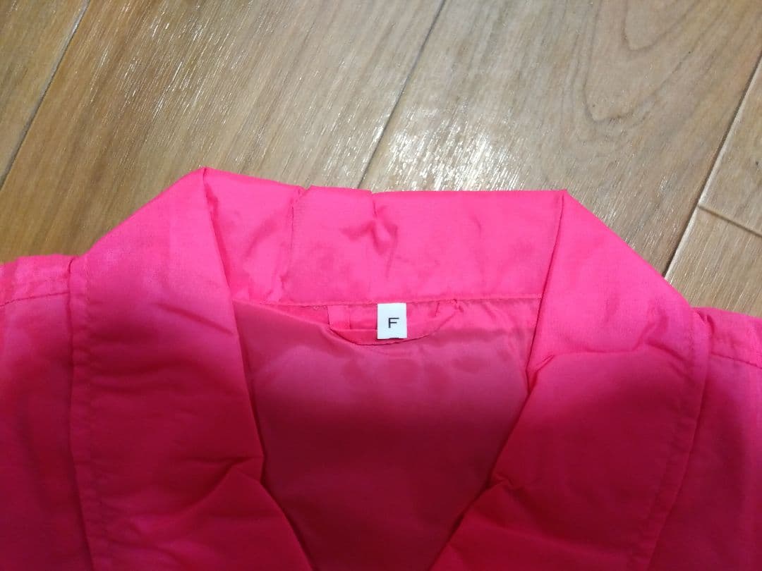 hide スタッフジャンパー