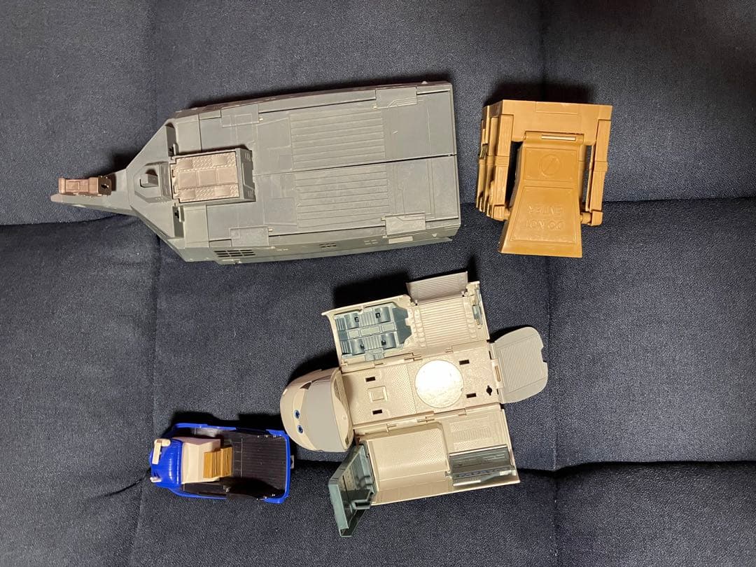 カーズ2 超レア物 トニートライフル 戦闘艦アメリカ海軍 3点セット