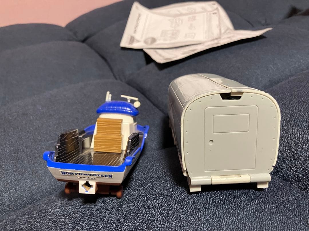 カーズ2 超レア物 トニートライフル 戦闘艦アメリカ海軍 3点セット