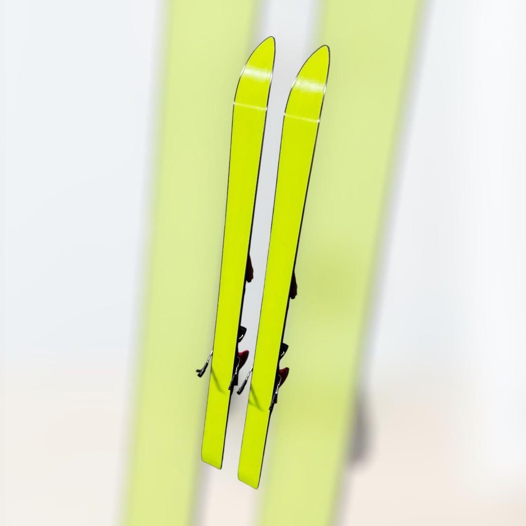 8228.希少 Dick Bruna ミッフィー スキー板 - メルカリ