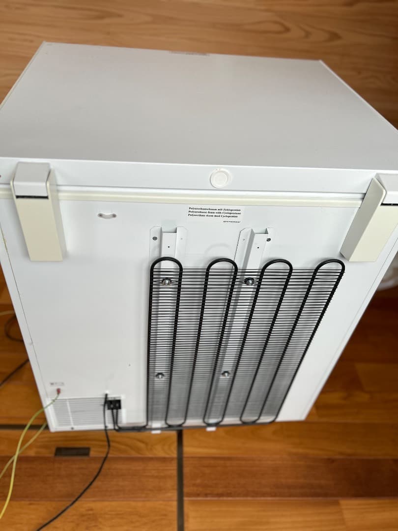 ダイレイ　-60℃　超低温冷凍庫　スーパーフリーザー 133Ｌ DF-140e