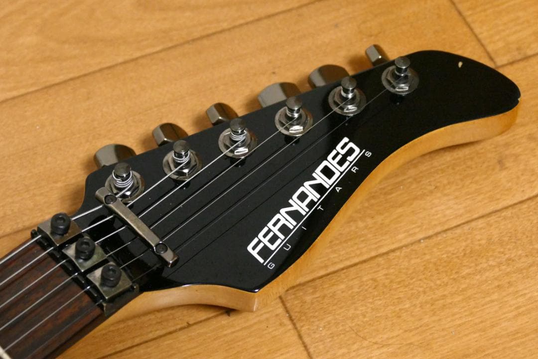フェルナンデス製エレキギター　FR-55S（サスティナー搭載）【中古】