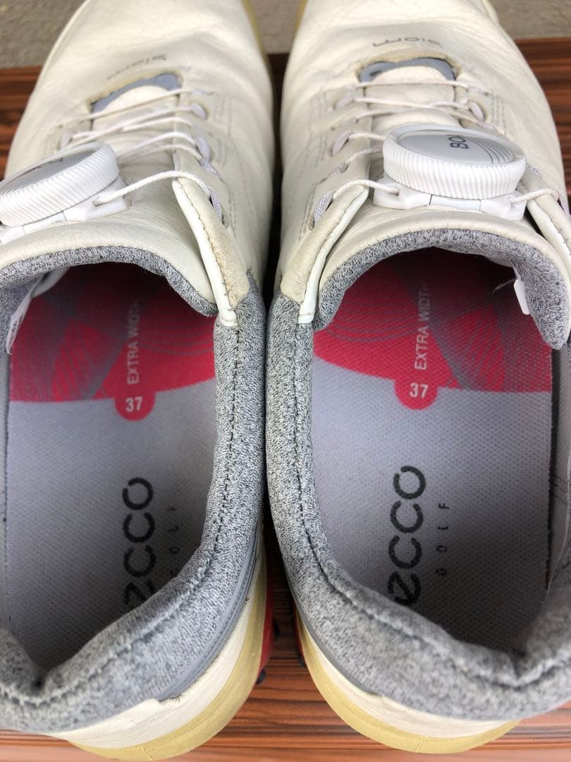 美品ECCO biomゴルフシューズ 37 23.5cm ソフトスパイク - メルカリ