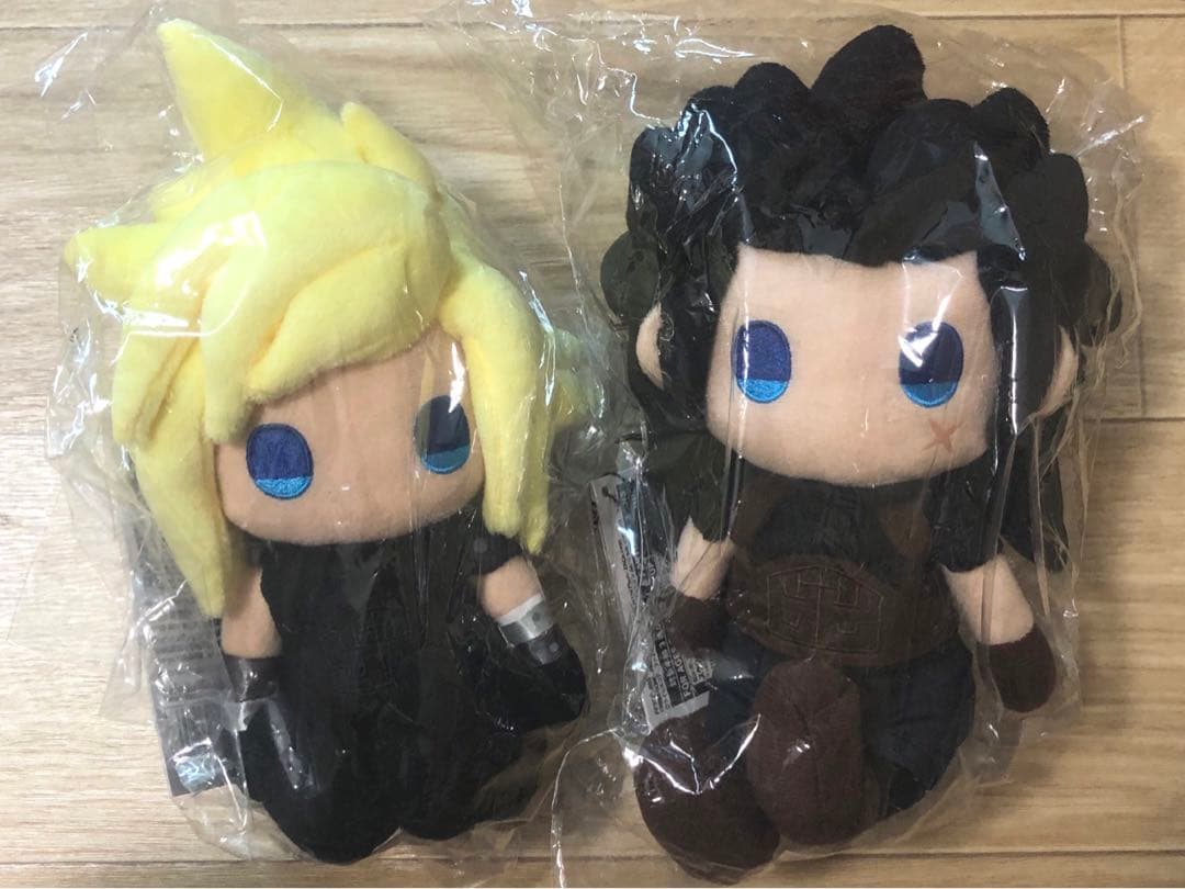ファイナルファンタジーVII リメイク クラウド ザックス ぬいぐるみ FF7』セットで揃えたい！クラウド、セフィロス、ザックスのぬいぐるみ