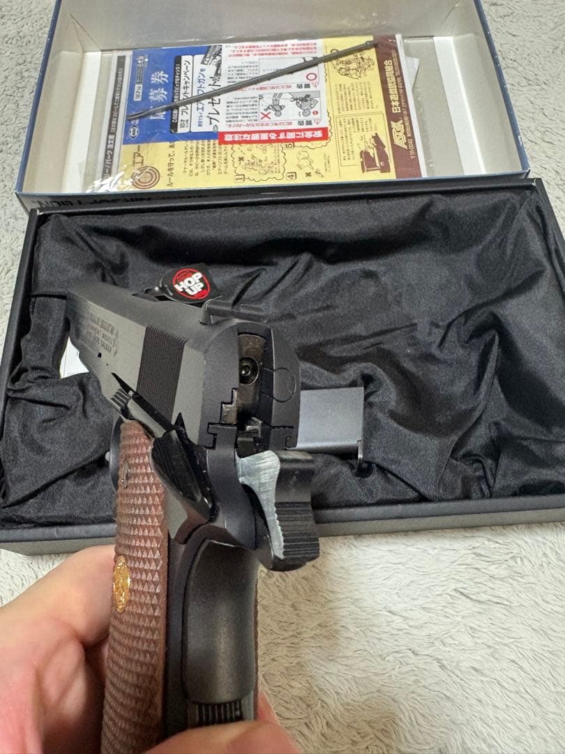 マルイ　コルトガバメント　Mark Ⅳ SERIES 70 ブラックウッド調