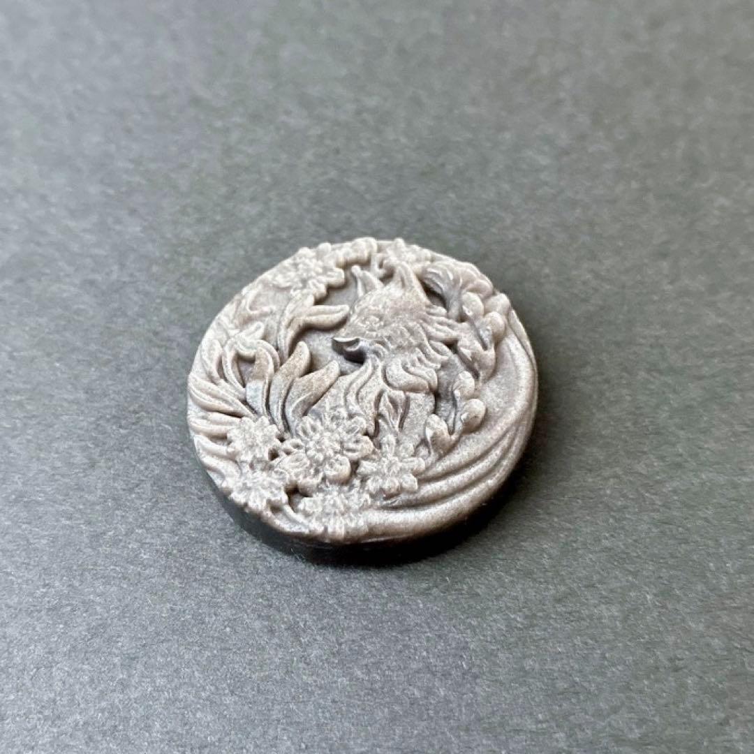 希少】座敷わらしと九尾狐の御霊が宿る彫刻霊石 座敷童子 金運 お守り