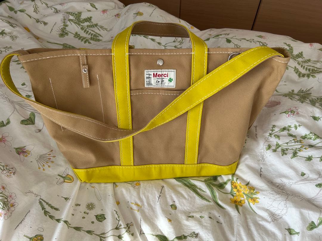 Merci メルシーキャンパストートバックLサイズイエロー/ベージュ