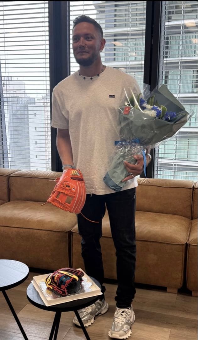 2025東京シリーズ限定ドジャース ミゲル・ロハス選手オーセンティック