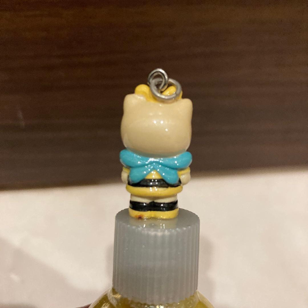 レトロ《2002年 ハローキティ ネイルカラー》当時物コスメ☆マニキュアイエロー