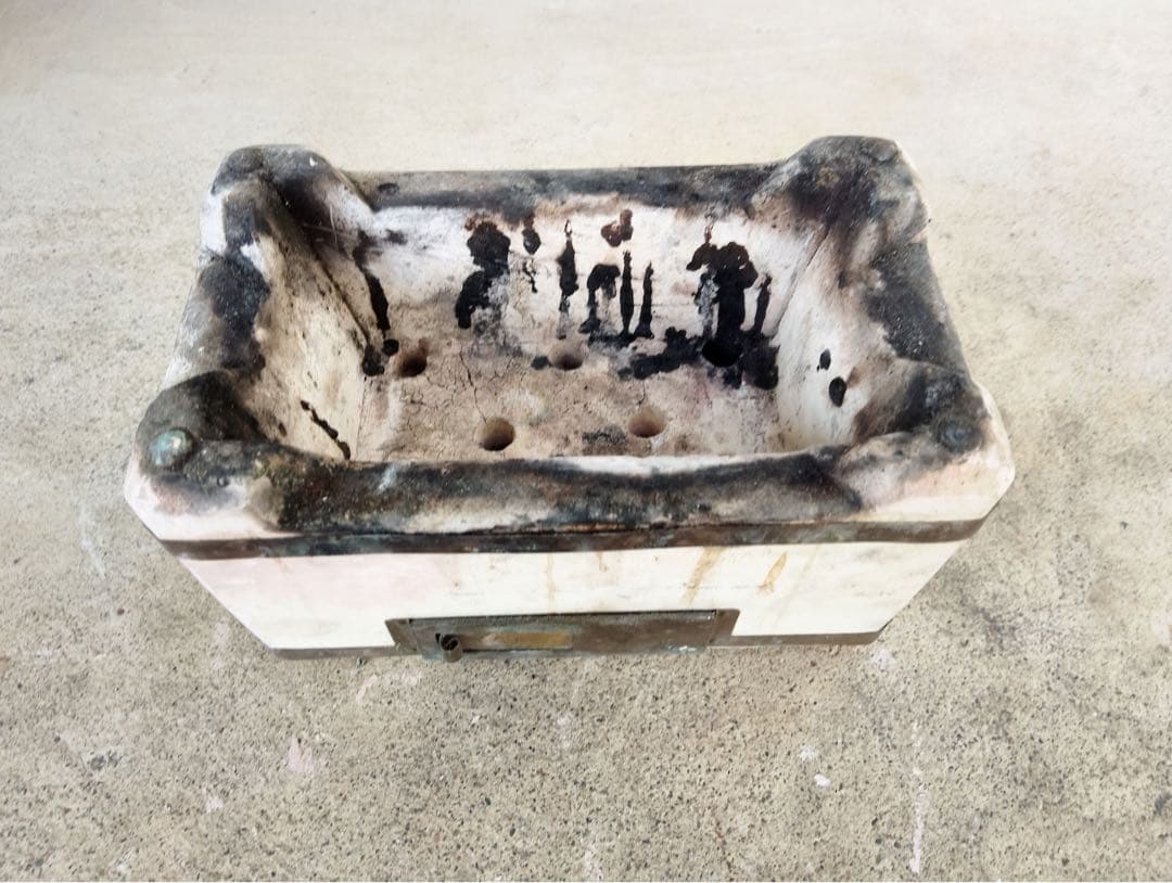 超稀少！能登 天然岩切出 コンロ 七輪 角型 小型 - メルカリ