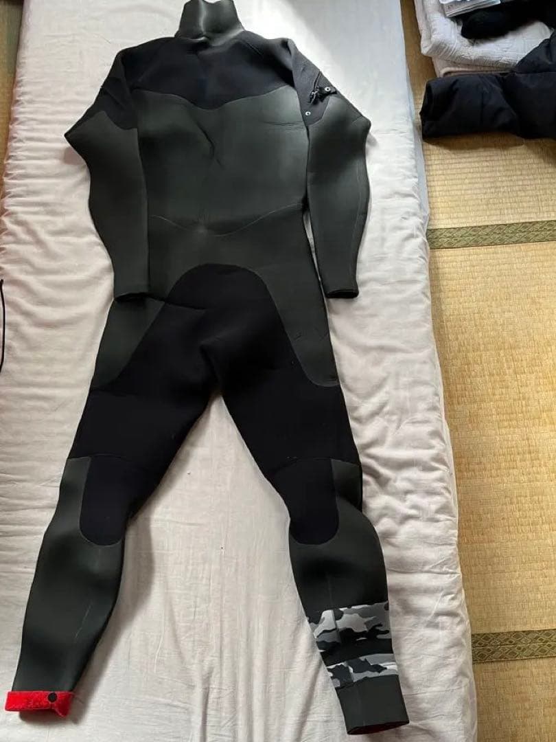 【最終値下】【着用少】mellow ウェットスーツセミドライ　L〜XL 最新モデル ド定番セミドライ 日本製 セミドライウェットスーツ ロング