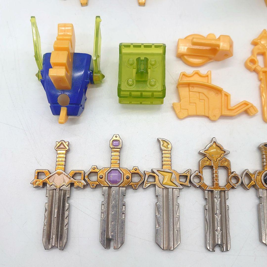 BANDAI キーボッツ ジークパラディンセット トイザらス限定 - メルカリ