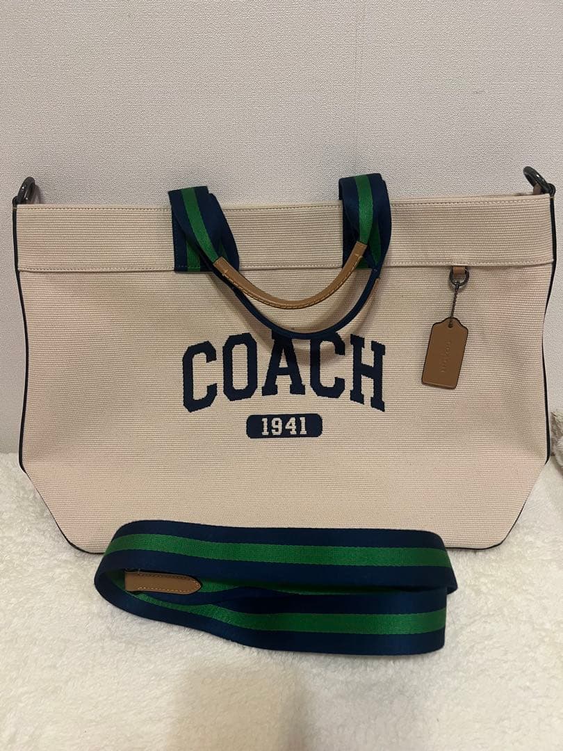 flower spirit様専用COACH ♡トートバッグ38コーチグラフィック - メルカリ