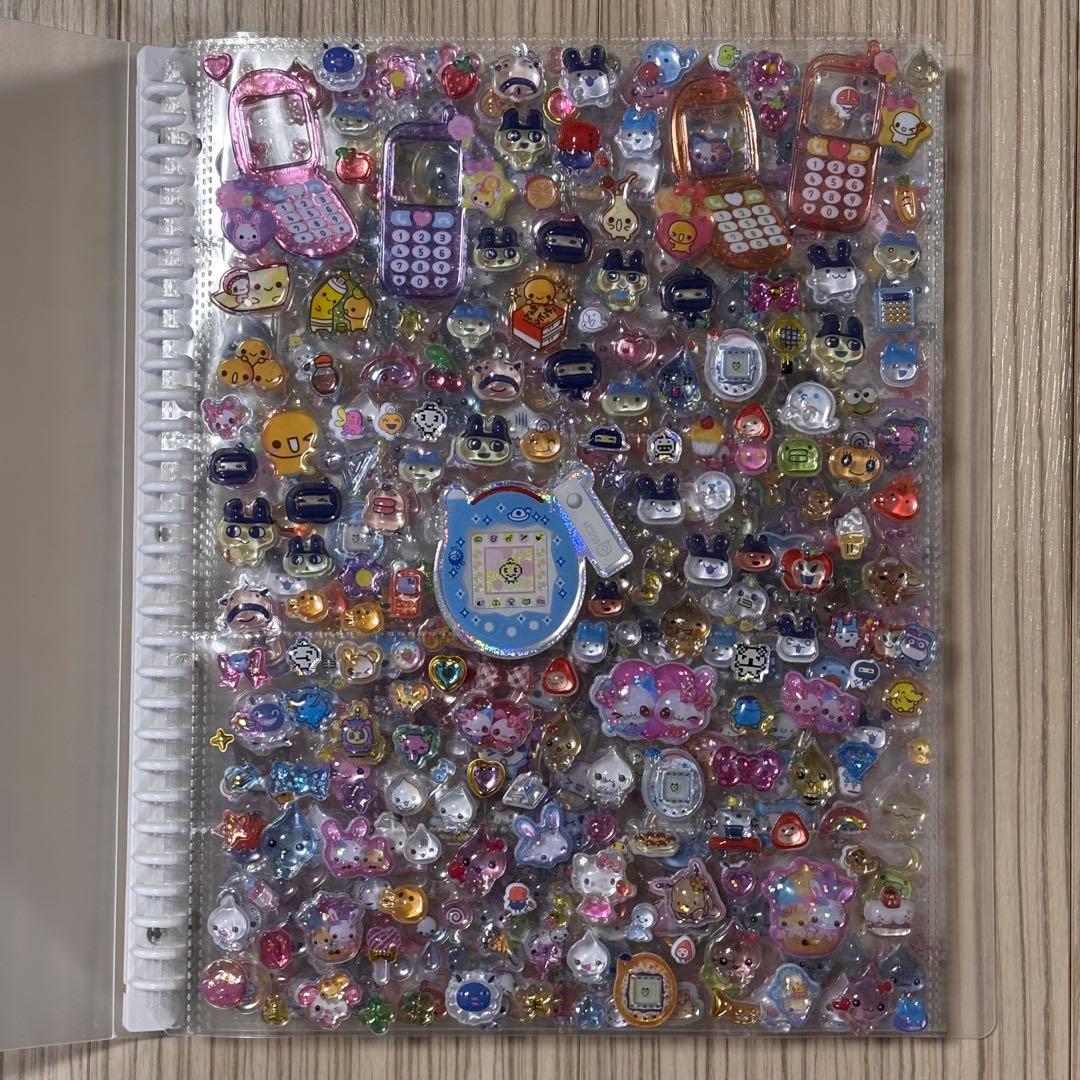 【極美品】シール帳　完成品　キャラクター多数