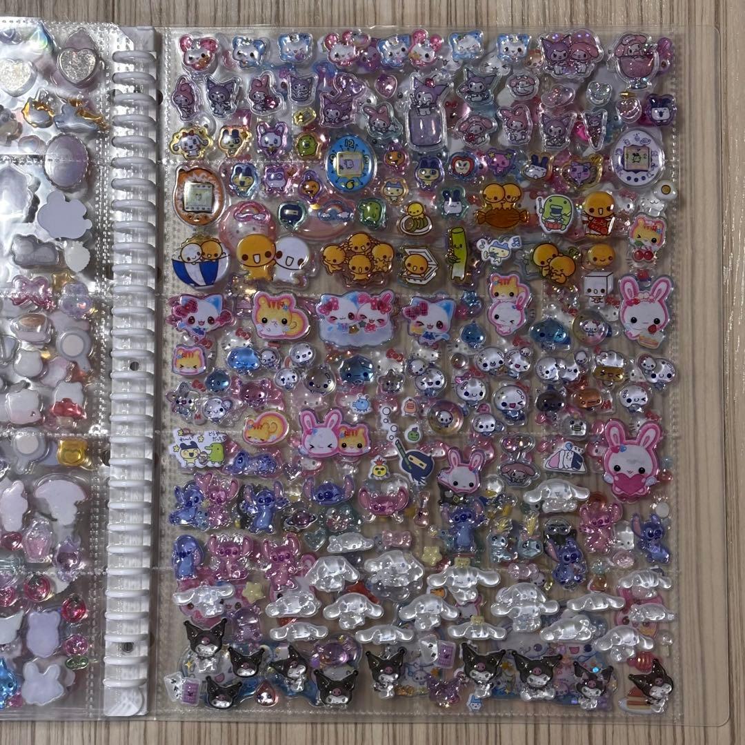 【極美品】シール帳　完成品　キャラクター多数