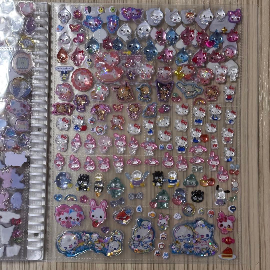 【極美品】シール帳　完成品　キャラクター多数