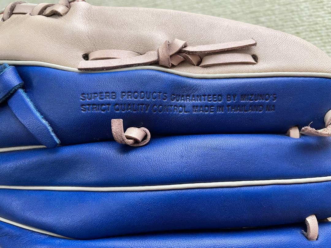 ミズノライトフレックスCRESTHIDEWorld Win美品！ - メルカリ