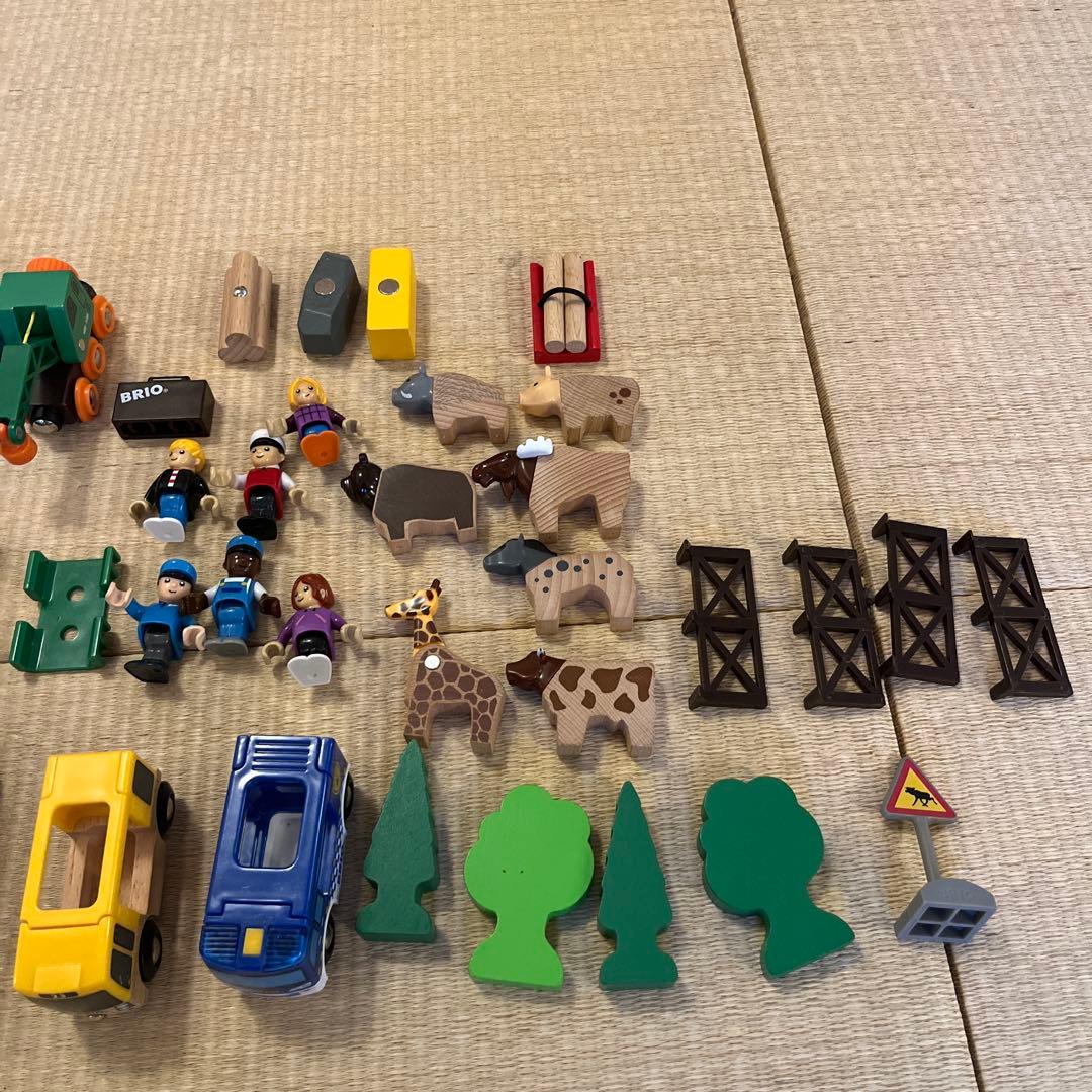 BRIO 車両+人＋動物+情景セット売り