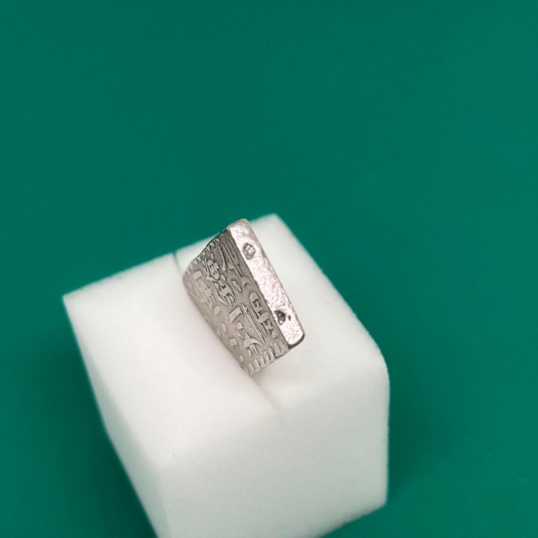 古南鐐二朱銀 約10.27g No.2144 - メルカリ