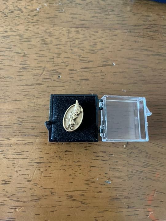 オリエンタルランド サービスアワードピン(5.10.15.20) ディズニー