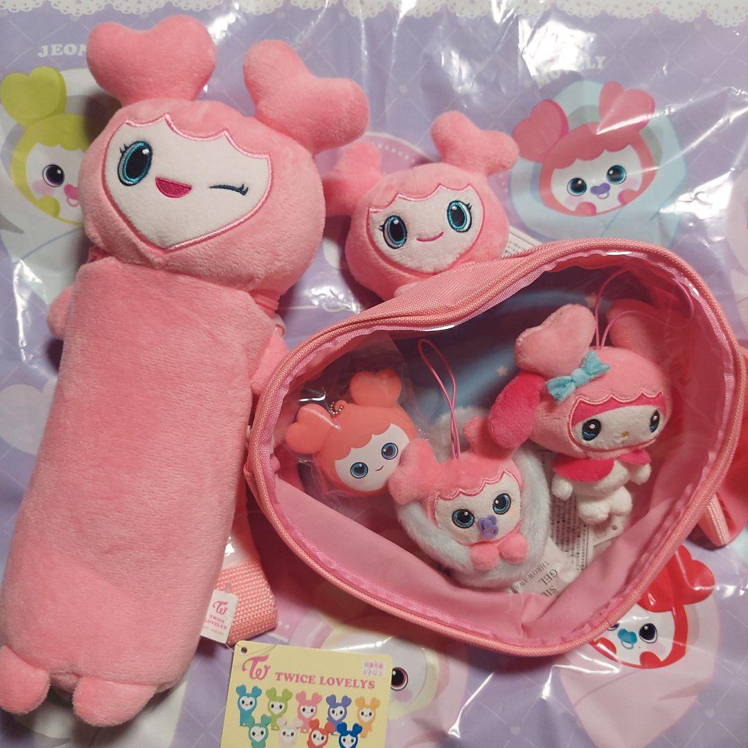 TWICE LOVELYS モモ　5点セット　GIGO TWICE TWICE LOVELYS モモ GIGO限定 LOVELYS GiGO限定 モモ モブリー