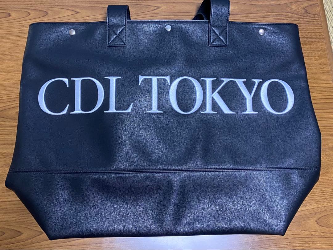 CDL TOKYO ①バッグ ②ステッカー（ノベルティ）③ショップ袋×2