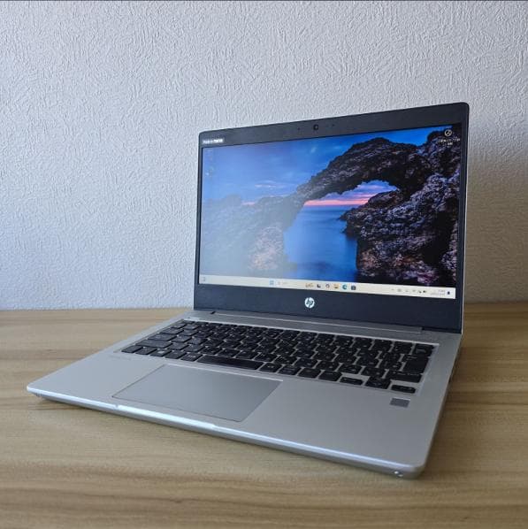 Windowsノート本体 HP Probook 430 G6 i5-8265U HP ProBook 430 G6 - i5-8265U · UHD Graphics 620 · 13.3”, Full HD