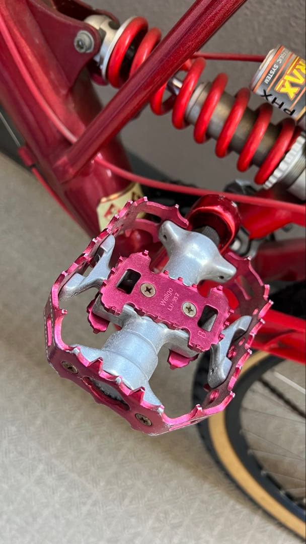 Cannondale SuperV ラメ入りレッドカラー - メルカリ