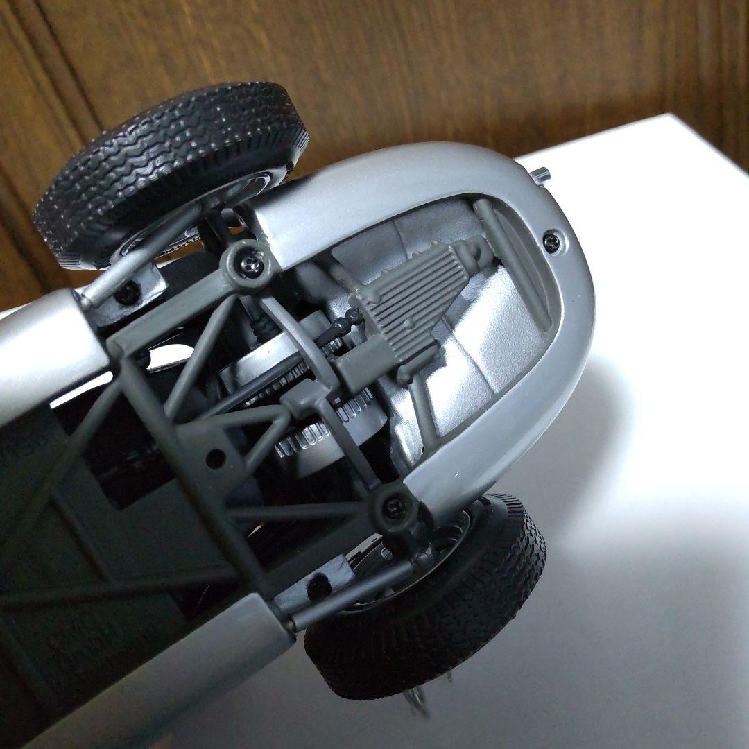 メルセデス・ベンツ W196 シルバーアロー モノポスト 1/18 シー